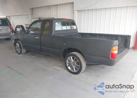 1996 Toyota Tacoma Xtracab z USA, uszkodzony, nr VIN 4TAVL52N0TZ154500